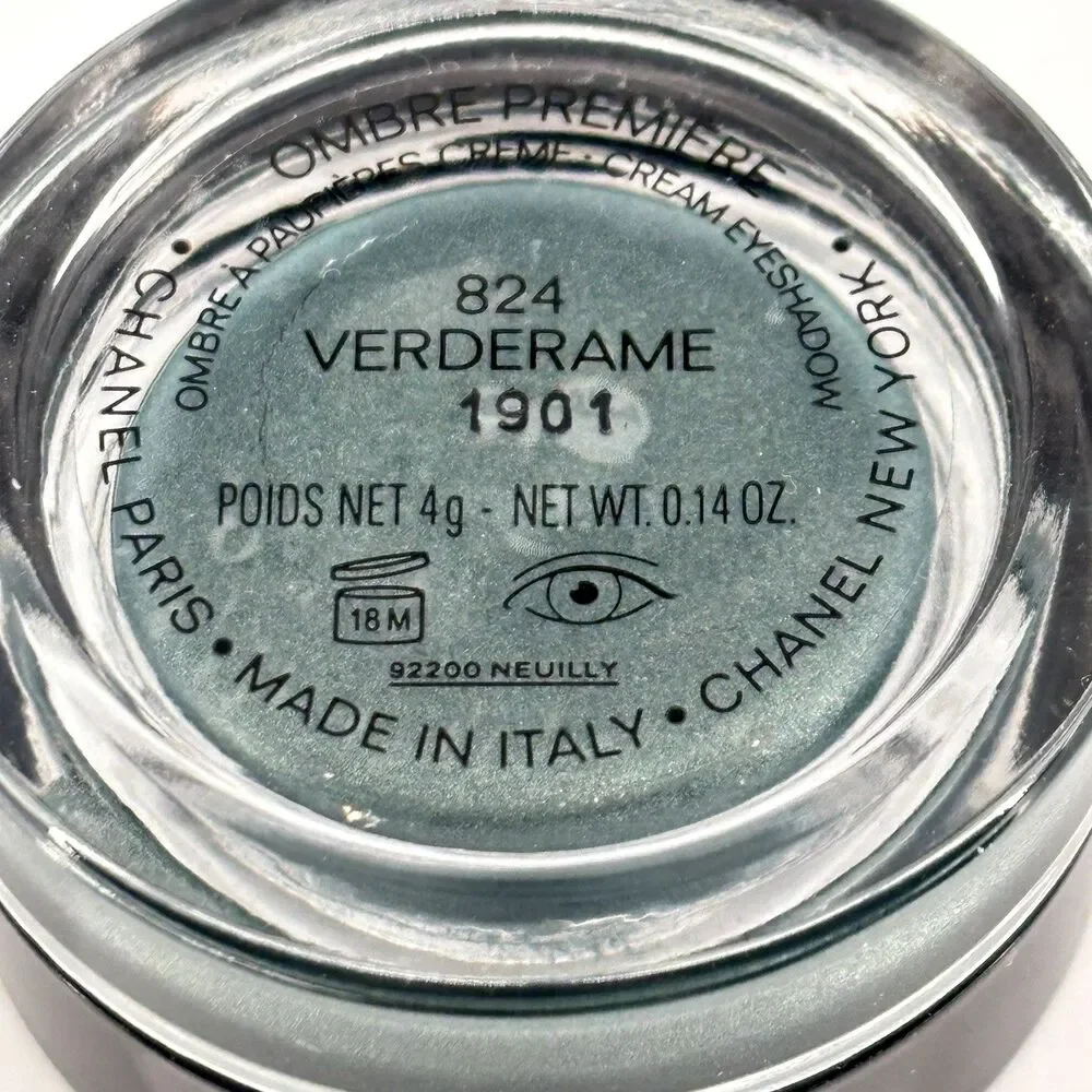 Eyeshadow chanel ombre